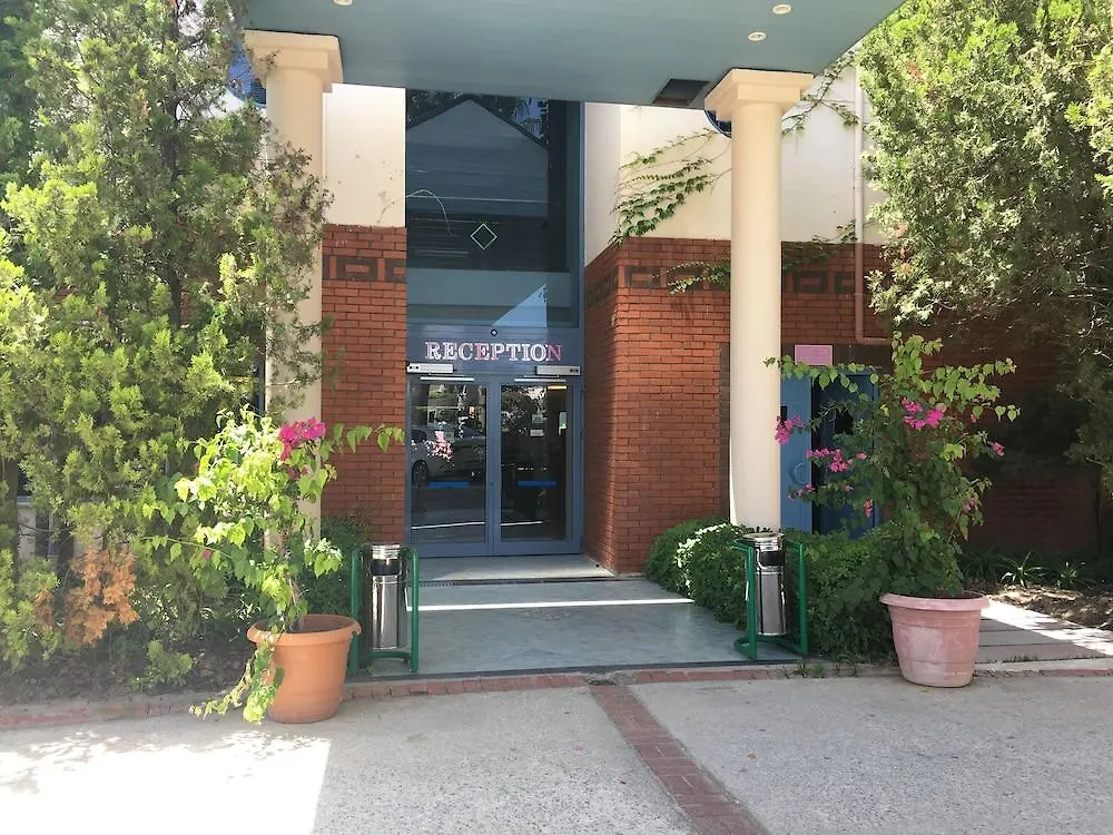Hotel The Grand Blue Sky International à Kusadası