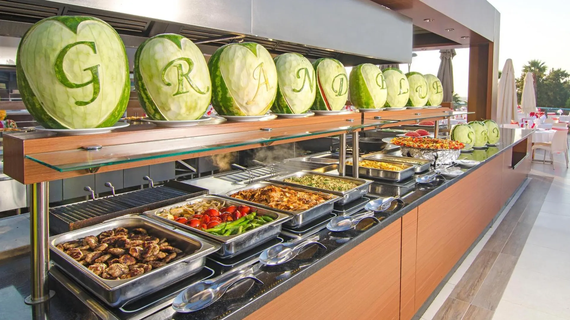 **** Resort The Grand Blue Sky International Hotel Kuşadası Turkije