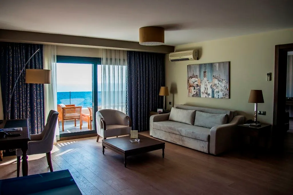 Hotel The Grand Blue Sky International à Kusadası