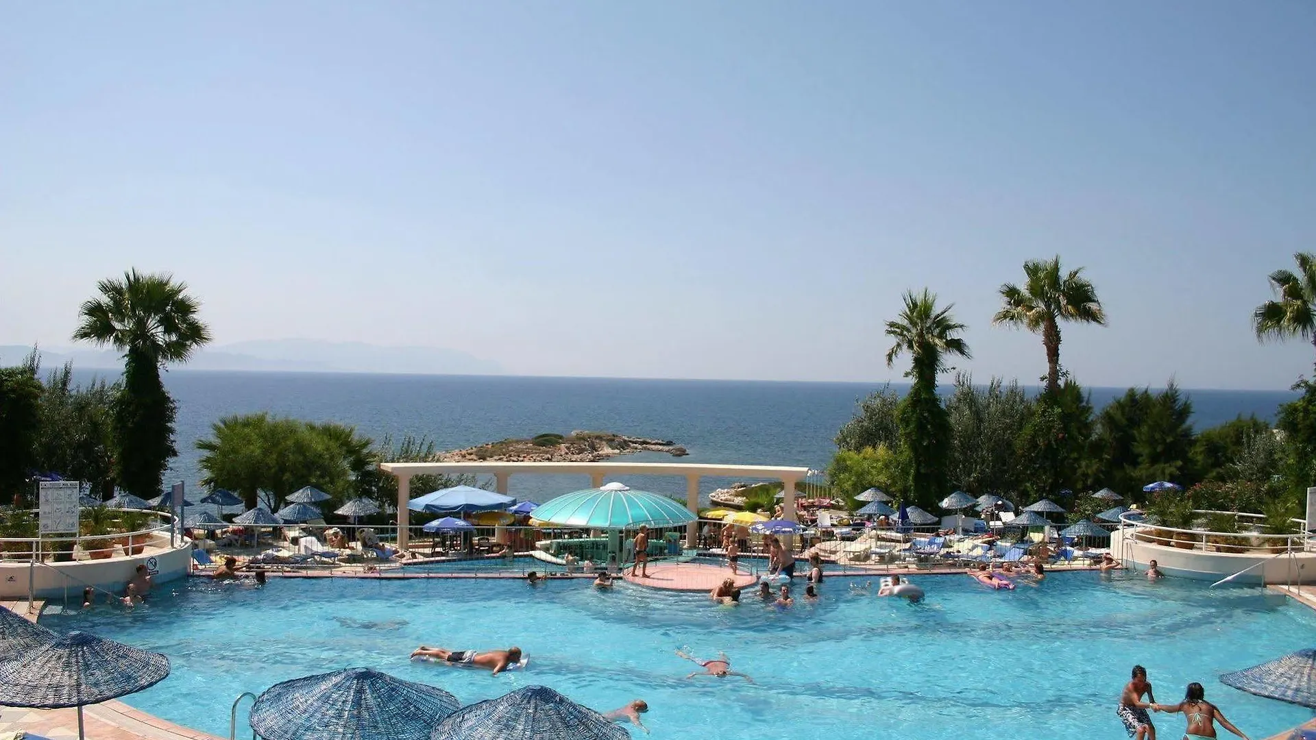 **** Station touristique Hotel The Grand Blue Sky International à Kusadası Turquie