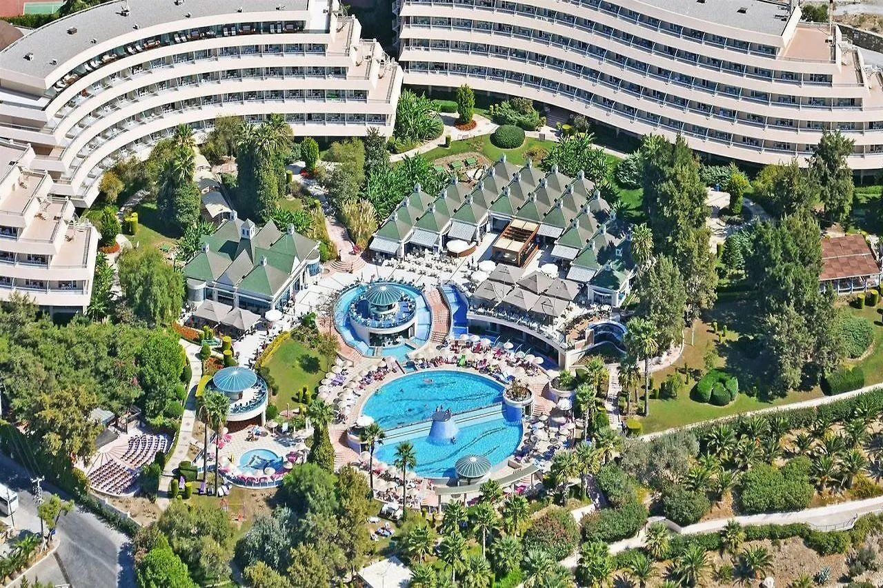 The Grand Blue Sky International Hotel Kuşadası Resort