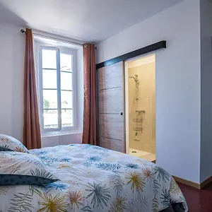 Holiday home Maison Avec Jardin Proche Du Centre-ville Isle-sur-la-sorgue L'Isle-sur-la-Sorgue