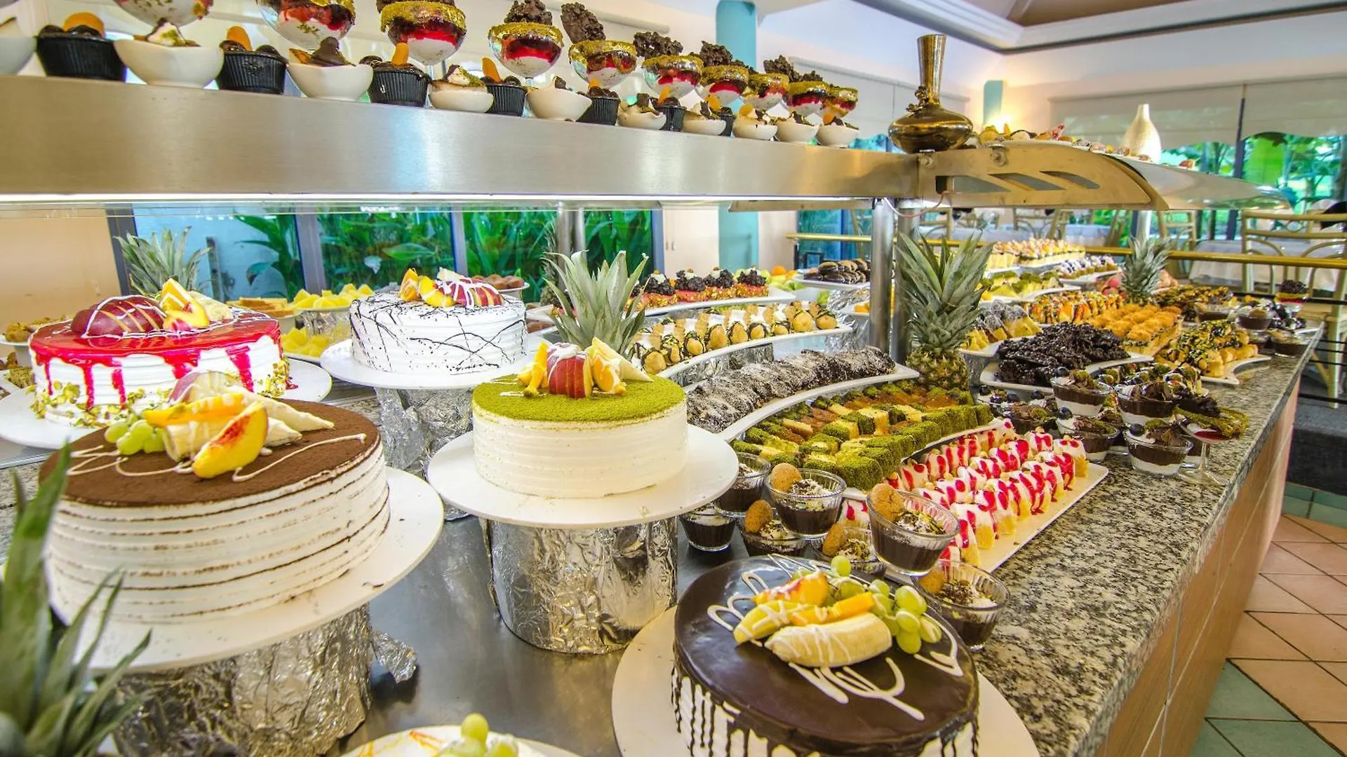 The Grand Blue Sky International Hotel Kusadası Resort