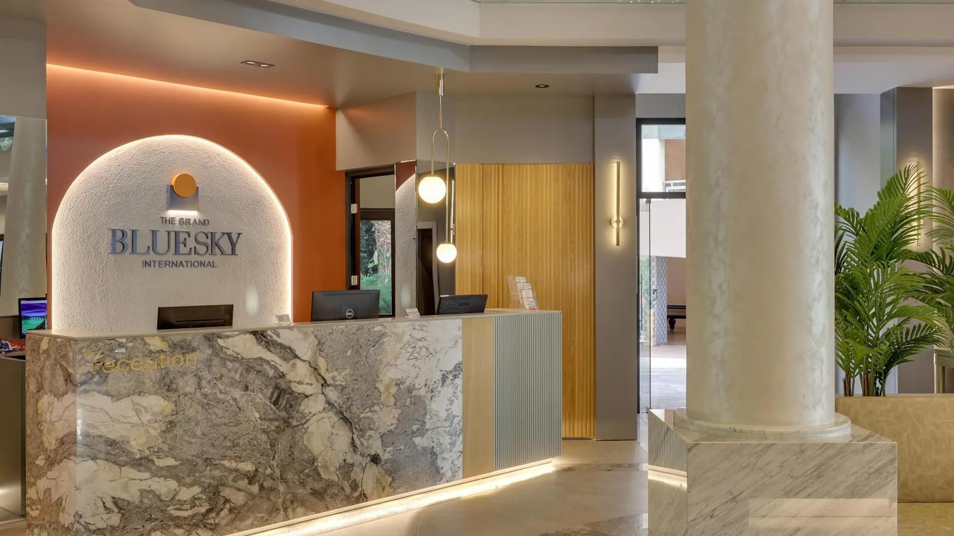 The Grand Blue Sky International Hotel Kusadası Resort