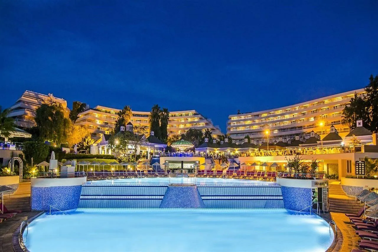 Курортный комплекс Отель The Grand Blue Sky International Кушадасы